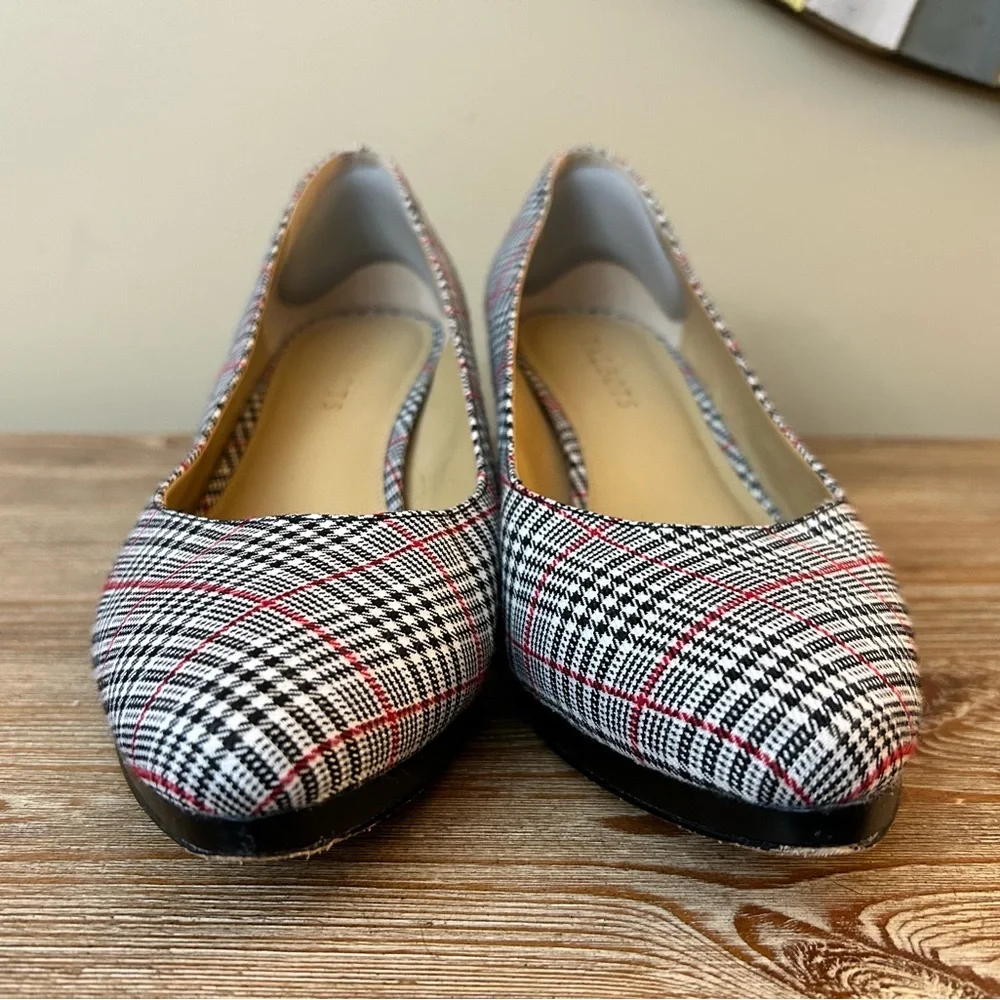 TALBOTS LACEY PLATFORM WEDGE - HEEL RED, BLACK & WHITE PLAID